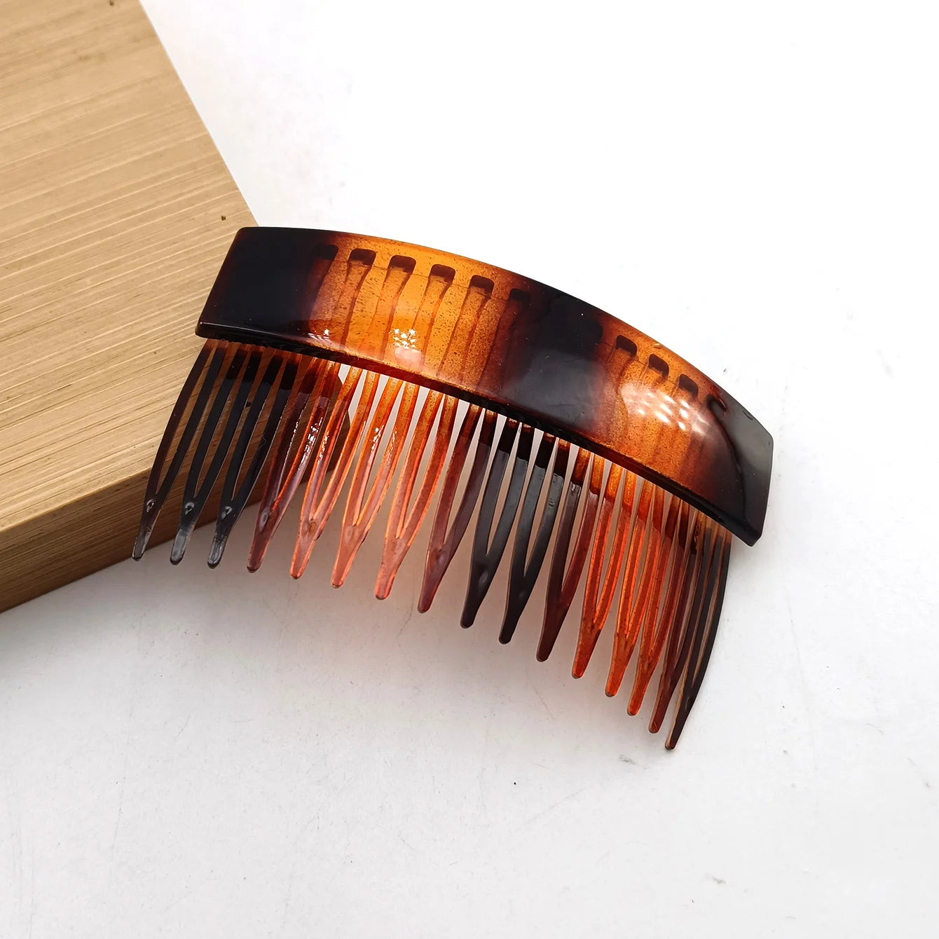 Hair Comb (Plastic Teeth)