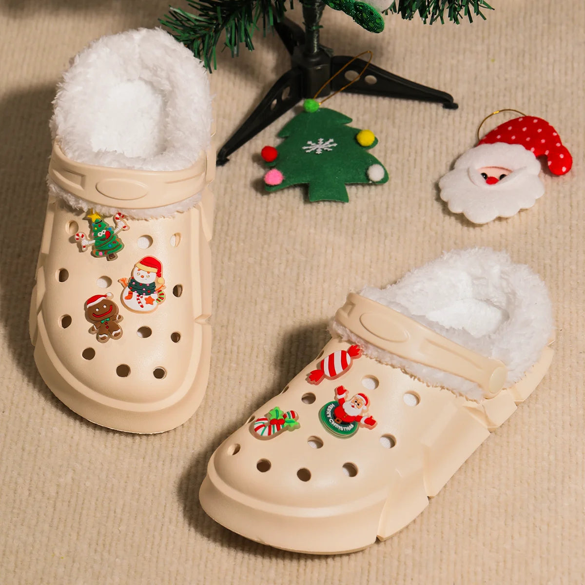 Comfortable Cartoon Christmas Slippers with Plush Lining and Round Toe